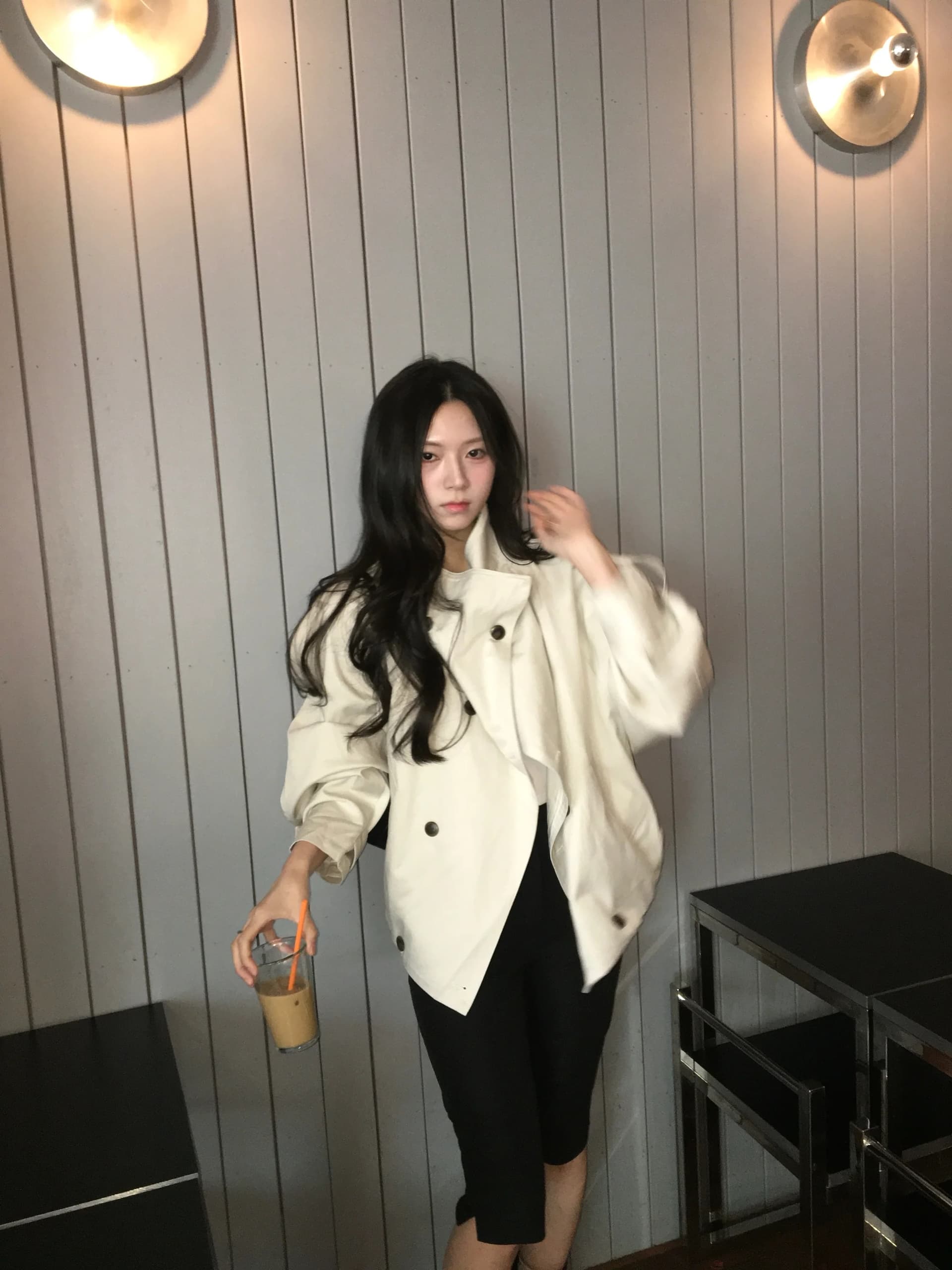 한국 동대문 레트로 스탠드 칼라 이중 버튼 쇼트 스타일 바람막이 여성 코트 상세 이미지 11
