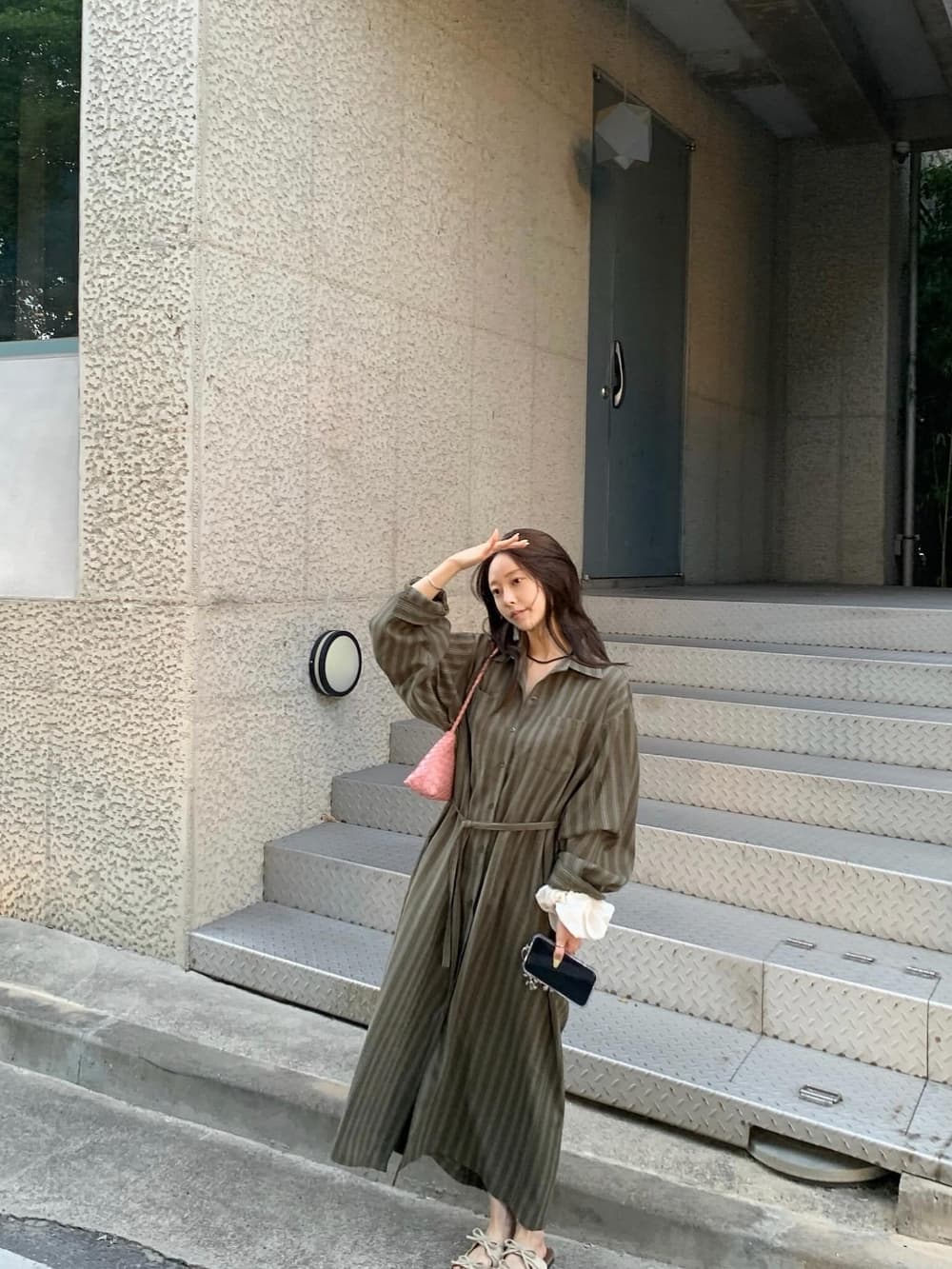 한국 동대문 작은 대중 느긋한 바람 폴로 칼라 싱글 줄 버튼 루즈핏 캐주얼 롱 코트 셔츠 여성 드레스 상세 이미지 24