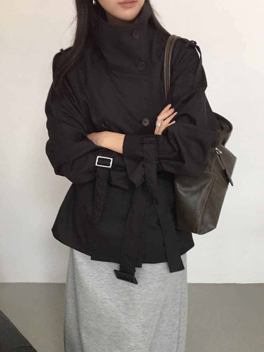 한국 동대문 레트로 스탠드 칼라 이중 버튼 레이스업 쇼트 스타일 바람막이 여성 코트 상세 이미지 20
