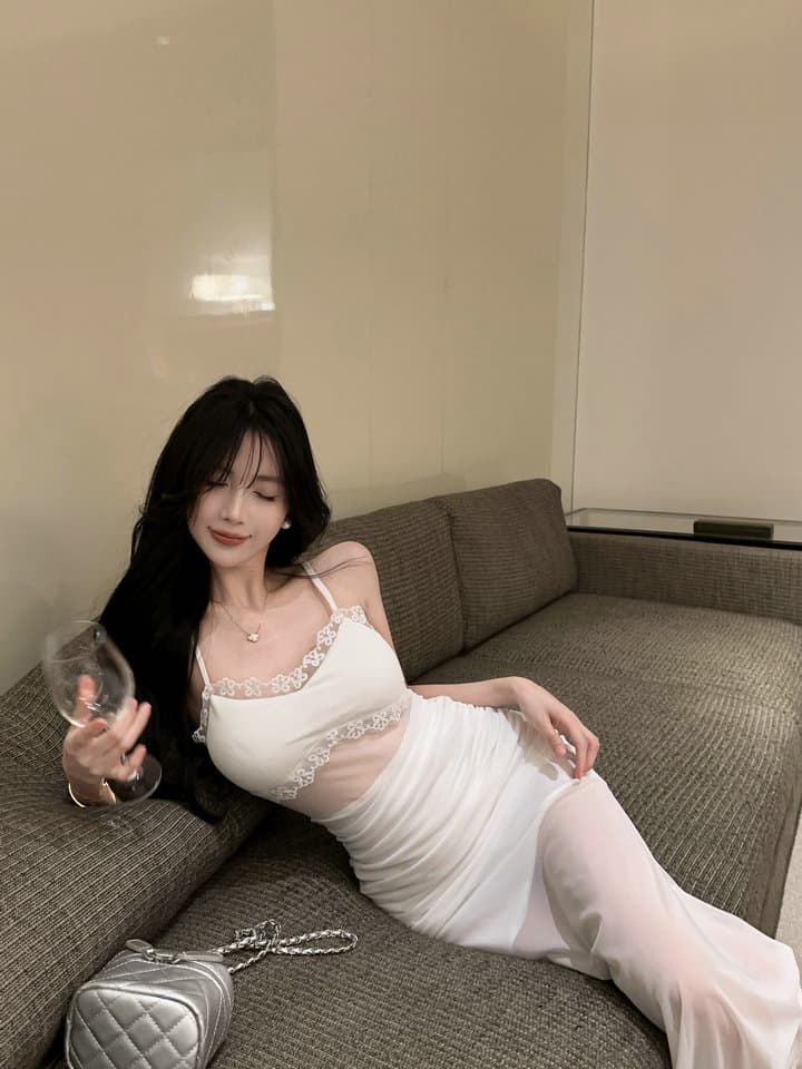 실사 2026 새로운 낮은 가슴 오프숄더 슬립 프릴 중간 길이 망사 드레스 복장 상세 이미지 8