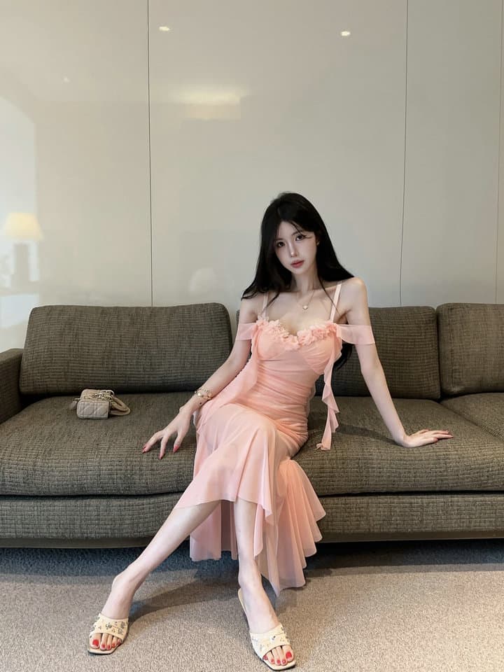 실사 2026 새로운 섹시함 낮은 가슴 술 꽃 패치워크 롱 코트 슬립 드레스 상세 이미지 24