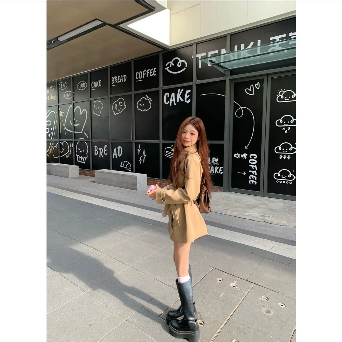 miu 부서 천 골드 um 홈 2025 가을 인터넷 유명인 새로운 영국식 바람 이중 버튼 한국 스타일 출퇴근 바람막이 여성 코트 이미지 5