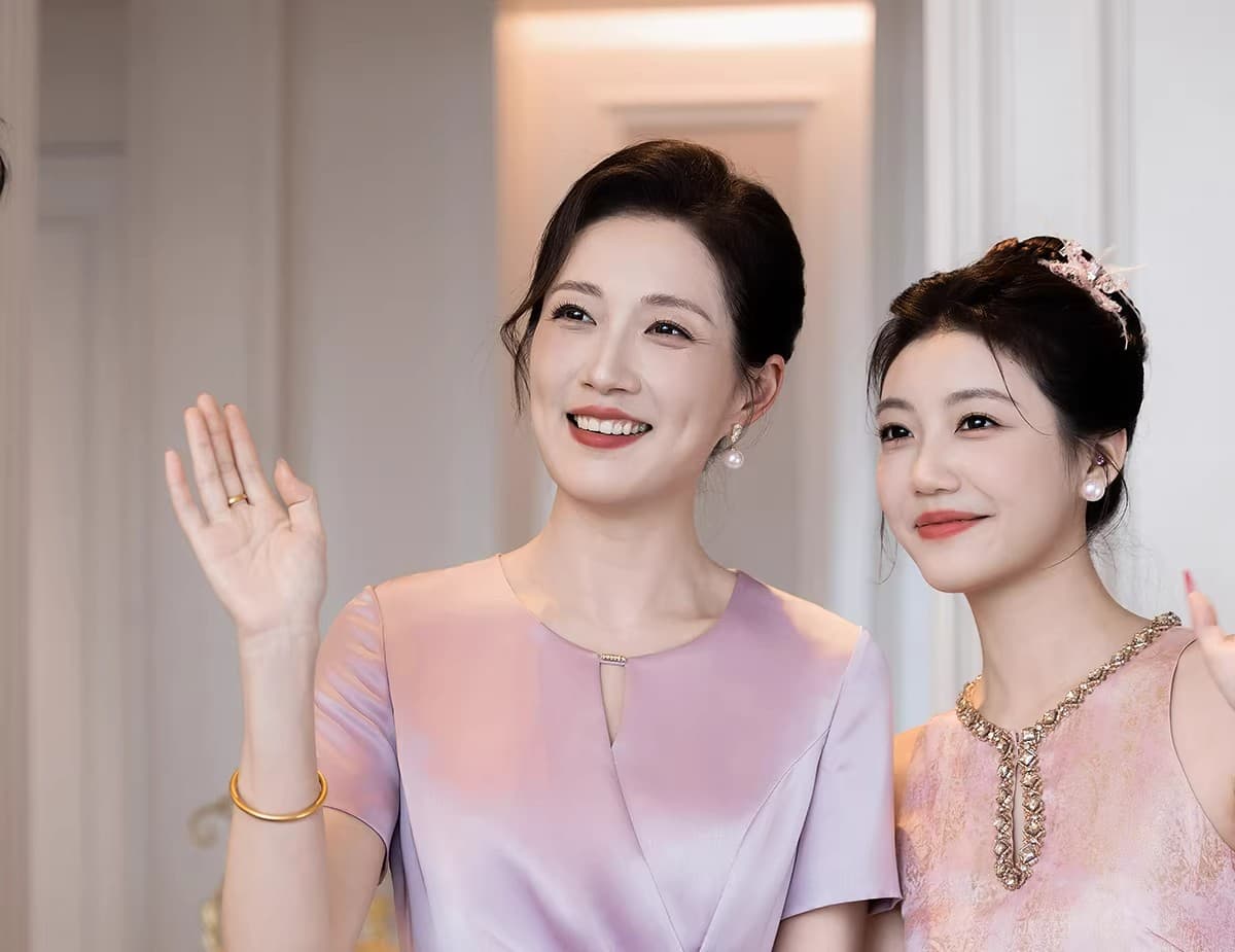 고급 안녕하세요. 시어머니 결혼 연회 로드 중 2026 새로운 영 안녕하세요. 엄마 품격 드레스 상세 이미지 19