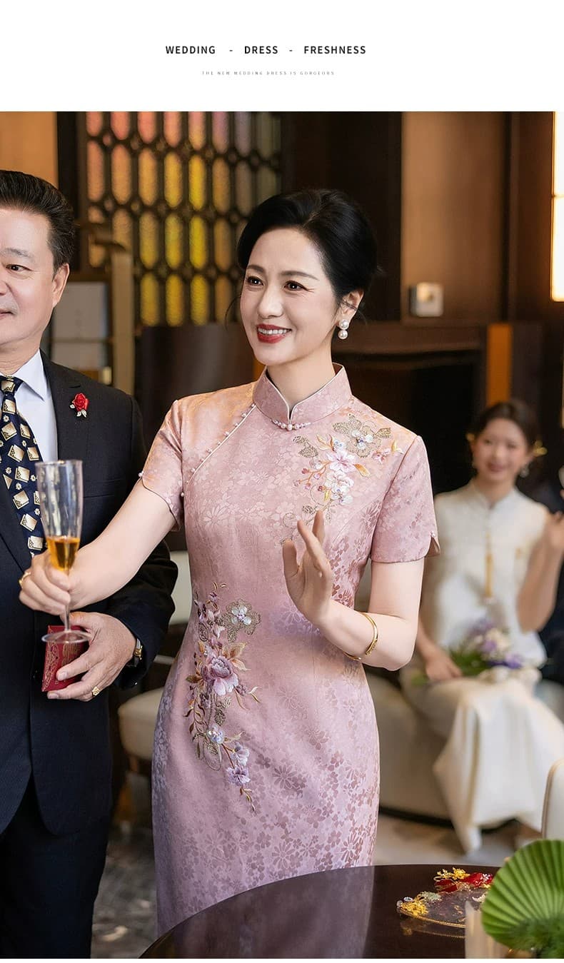 2026 새로운 결혼식 안녕하세요. 엄마 예복 고급 센스 자수 치파오 새로운 중식 시어머니 결혼 연회 로드 중 상세 이미지 14