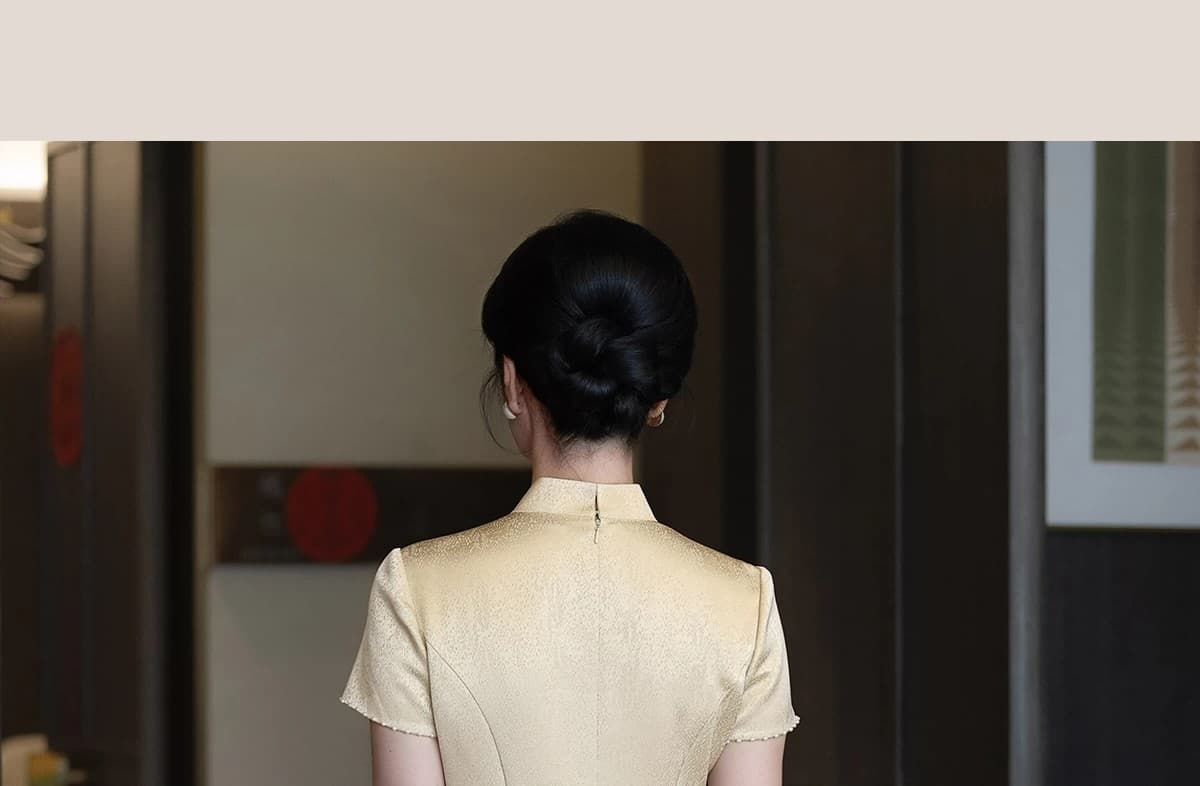 고귀한 영 엄마 결혼 연회 예복 2026 고급 빛 럭셔리 안녕하세요. 시어머니 결혼 치파오 새로운 중식 여성 드레스 상세 이미지 31