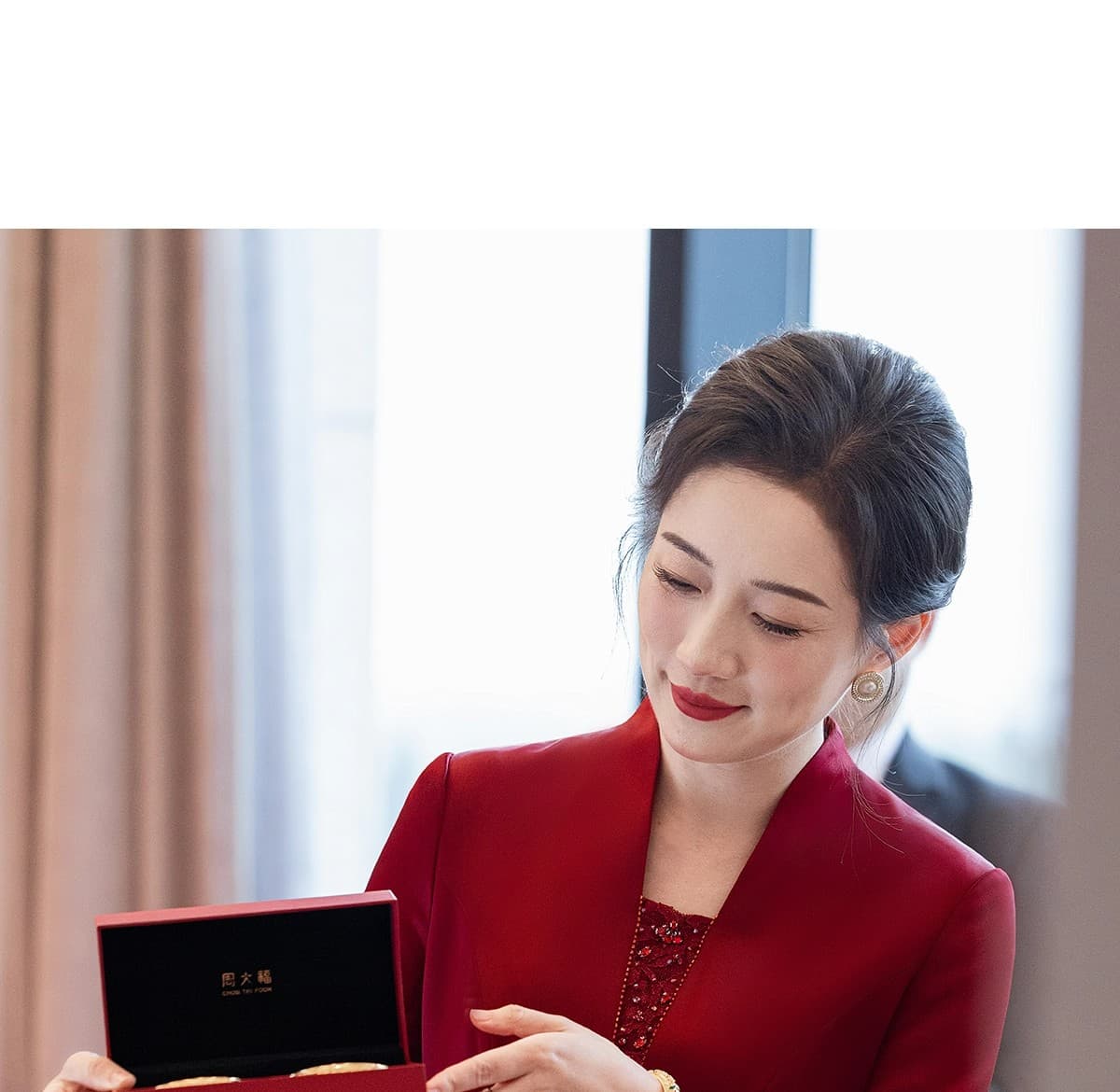 안녕하세요. 시어머니 결혼 연회 로드 중 2026 새로운 결혼 고급 엄마 토스트 예복 치파오 여성 드레스 상세 이미지 30
