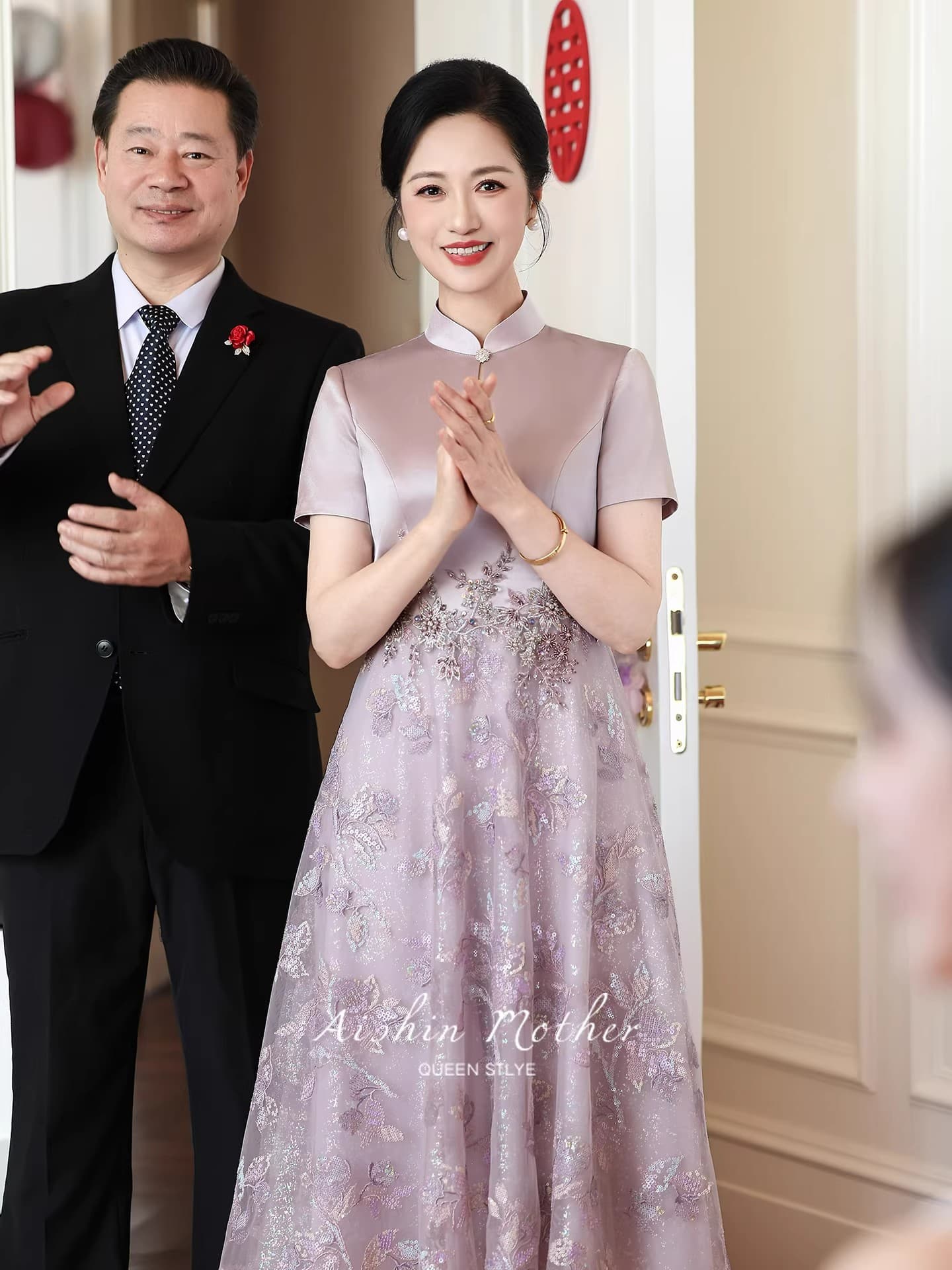 2026 새로운 고급 엄마 결혼 연회 예복 국풍 개선 안녕하세요. 시어머니 치파오 드레스 이미지 4