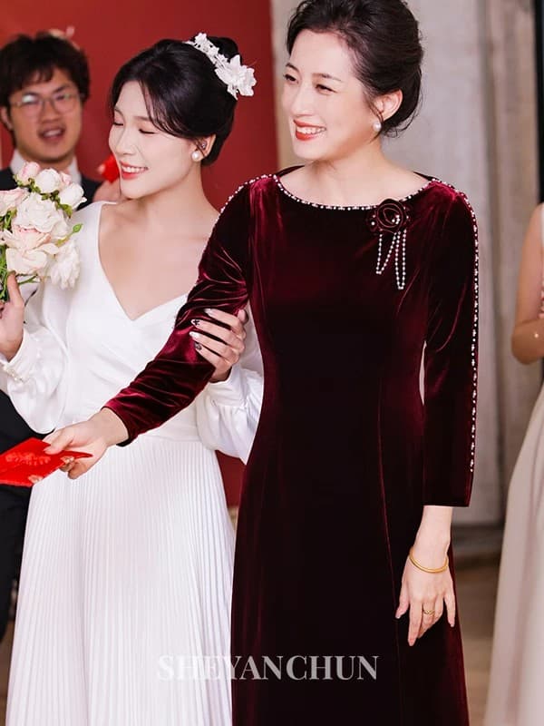 2026 새로운 금사 벨벳 예복 안녕하세요. 엄마 결혼 연회 로드 중 디스플레이 영 고급 XL 치파오 드레스 결혼 반사 이미지 3