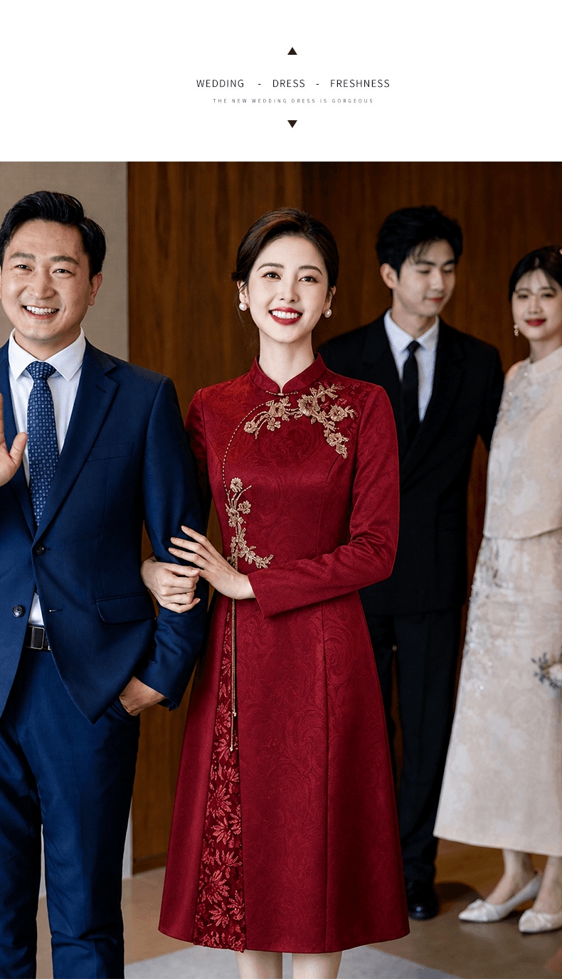 와인 레드 안녕하세요. 시어머니 결혼 연회 로드 중 2026 새로운 엄마 결혼 예복 보통 웨어러블 새로운 중식 결혼식 치파오 상세 이미지 2