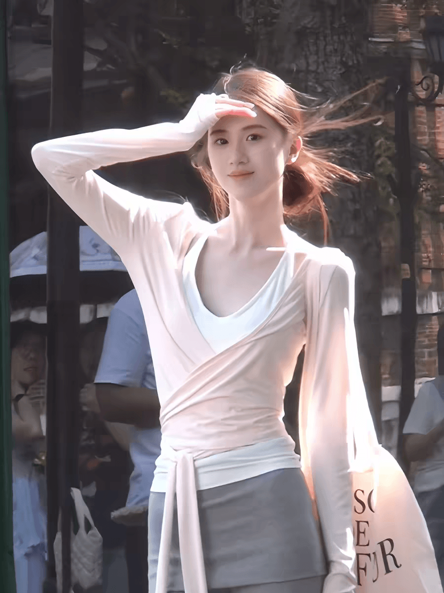한 부서 핑크색 행침 목 V넥 긴팔 티셔츠 여성 여름 디자인 센스 스트랩 허리 수축 블라우스 자이언트 잘 생긴 순수한 욕망 맨위 상세 이미지 2