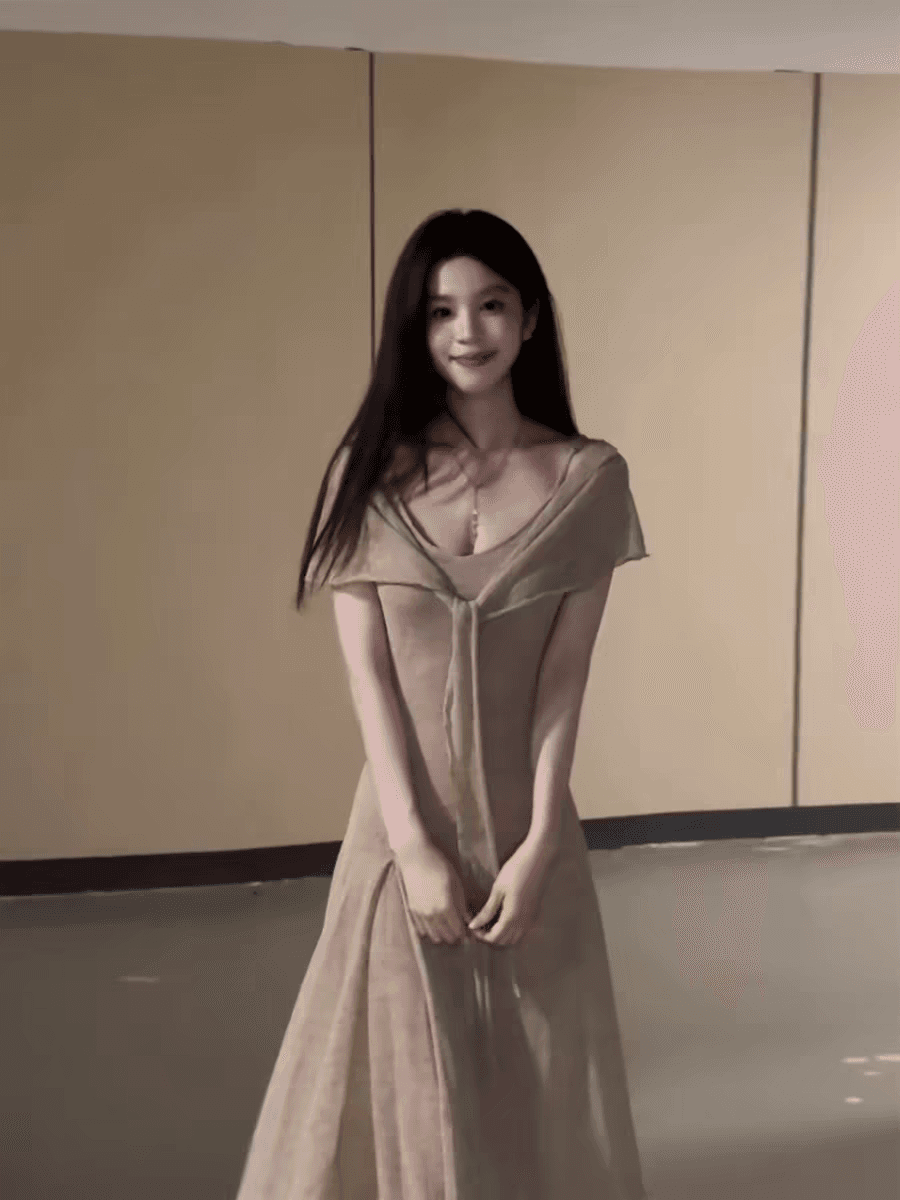 titi 작은 자매 모래 회화 산책 슬립 드레스 여름 부드러운 느슨함 오트밀 색상 얇은 스타일 니트 롱 스커트 상세 이미지 1