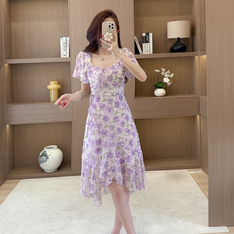 프랑스식 광장 칼라 꽃무늬 드레스 2026 년 여름 새로운 여성 의류 허리 수축 한 마디 프릴 반팔 중간 길이 스커트 이미지 2