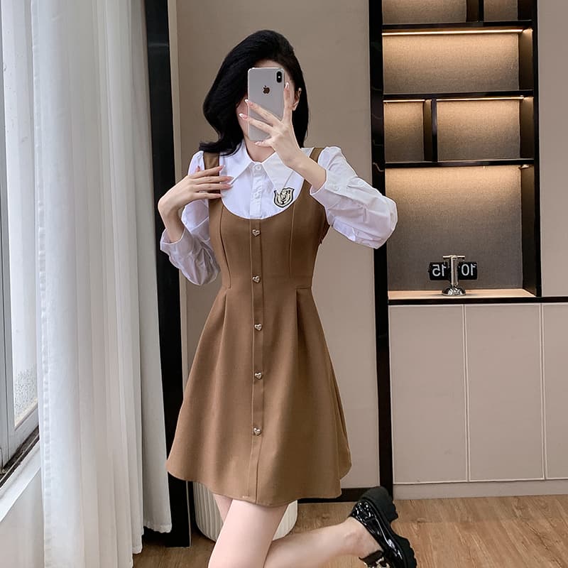 2026 가을 아메리칸 페이크 레이어드 셔츠 칼라 패치워크 허리 수축 슬림해 보이는 연령 감소 표지 배 작은 키 드레스 이미지 3
