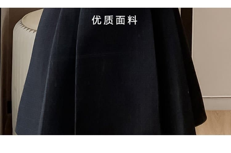 작은 키 여성 드레스 가을 새로운 V넥 레트로 허리 수축 슬림해 보이는 품격 페이크 레이어드 고급 센스 작은 검은 드레스 상세 이미지 5