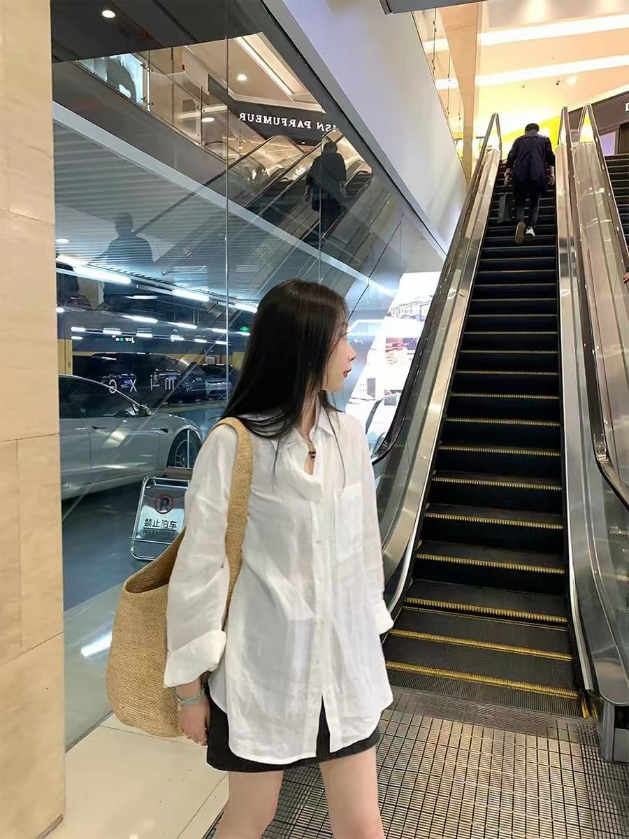 화이트 가을 어깨 순수 린넨 셔츠 여성 코트 여름 2026 새로운 오래된 돈 바람 루즈핏 캐주얼 면 린넨 셔츠 맨위 이미지 4