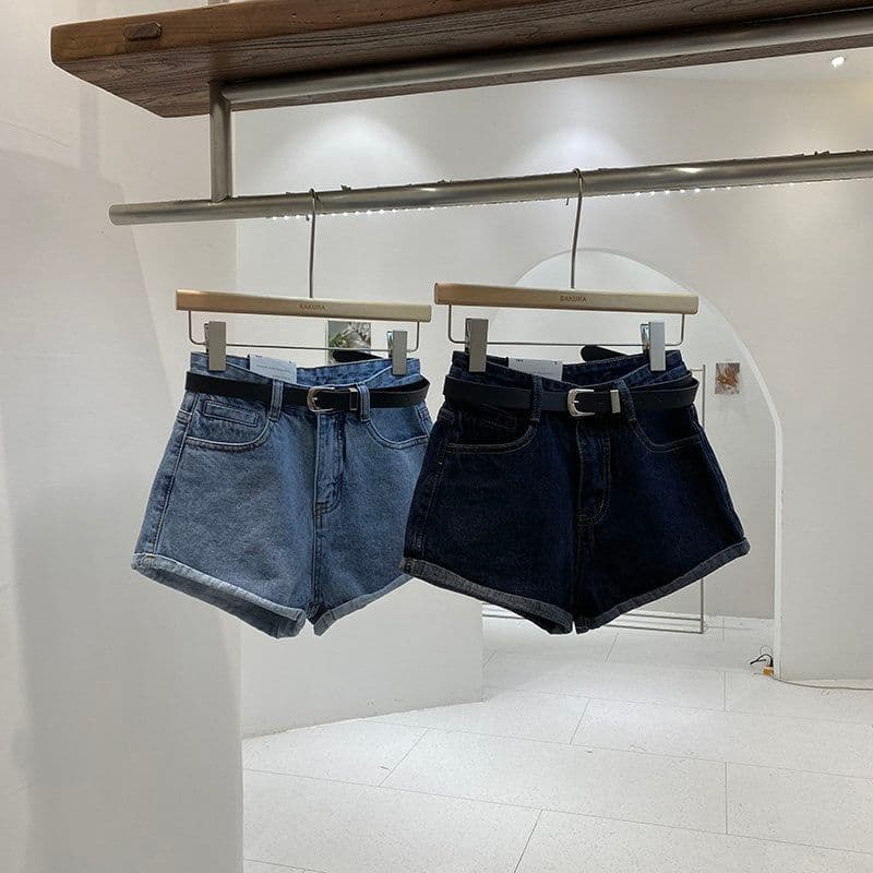 2026 여름 새로운 한국 스타일 캐주얼 슬림해 보이는 핫걸 하이웨이스트 작은 키 다용도 데님 볼륨 측면 넓은 다리가 짧다. 바지 여성 이미지 2