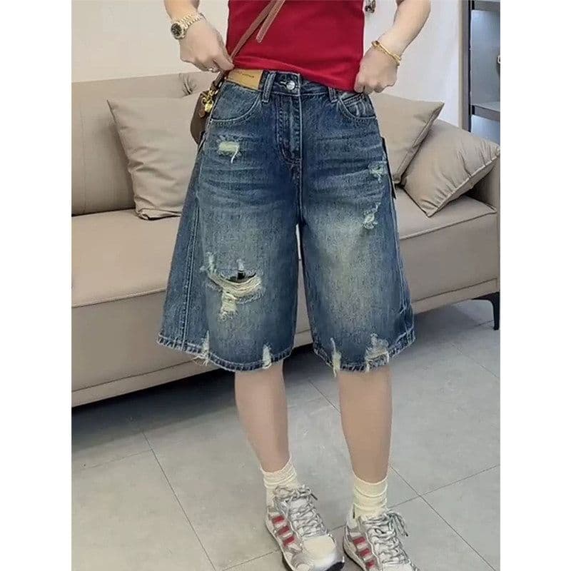 아메리칸 레트로 찢어진 부분 하이웨이스트 5 점 데님 반바지 여성 2026 여름 루즈핏 슬림해 보이는 캐주얼 넓은 다리 중 바지 이미지 2