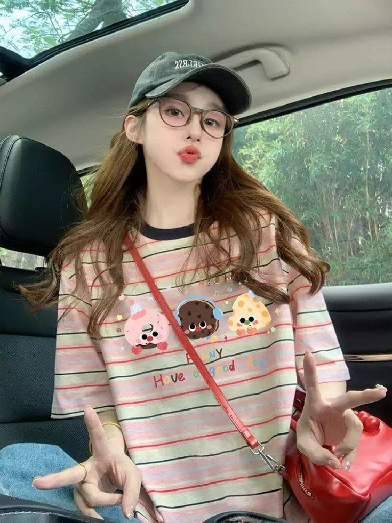 출산 착용 스트라이프 반팔 티셔츠 2026 새로운 여름 아메리칸 재미있는 만화 프린트 디자인 센스 루즈핏 맨위 상세 이미지 2