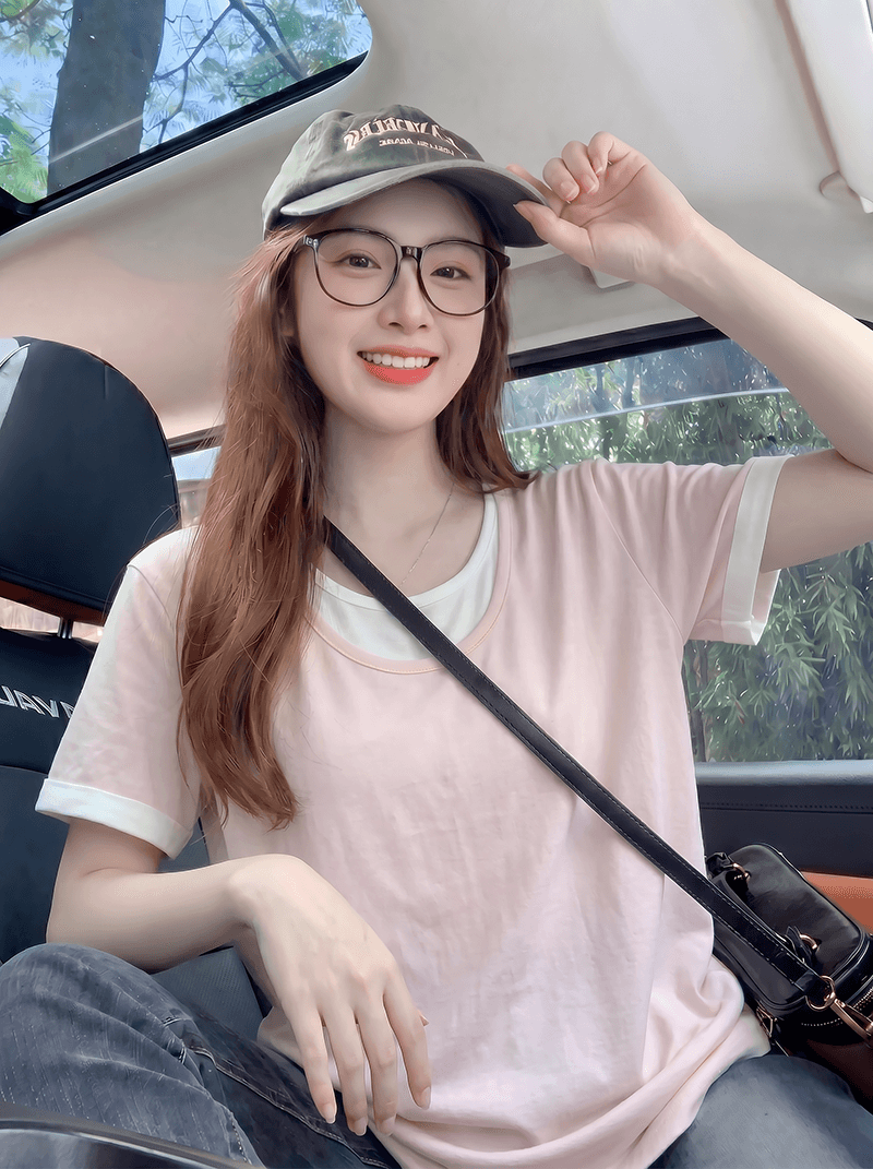 여름 출산 착용 여름 드레스 반팔 동정 면 반팔 티셔츠 여름 새로운 트렌디 단색 페이크 레이어드 V넥 맨위 임산부 상세 이미지 5