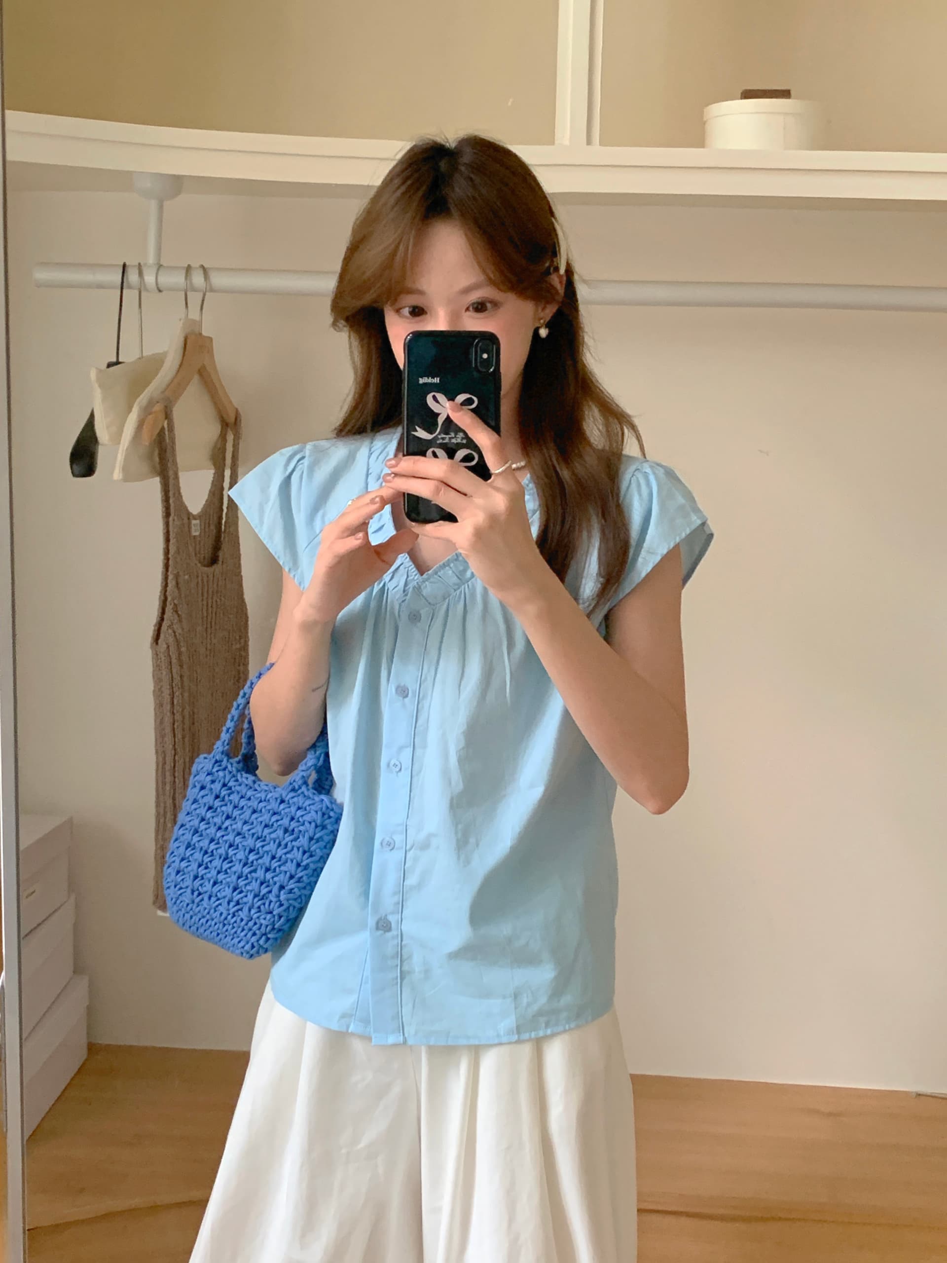 실사 있음 밖으로 여름 켜기 새로운 안녕하세요. 팬 달콤함 미니멀리즘 주름 V넥 작은 셔츠 상세 이미지 6