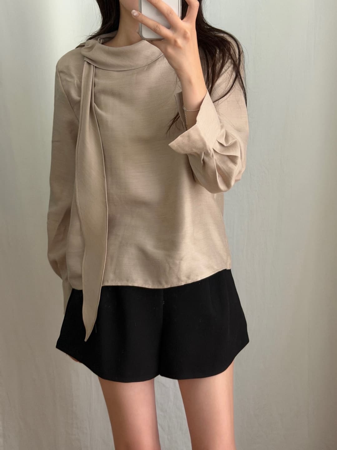 리본 여성 셔츠 디자인 센스 작은 대중 빛 요리 한 행침 목 부서 목 흔들다 칼라 프랑스식 품격 고급 센스 루즈핏 맨위 이미지 4