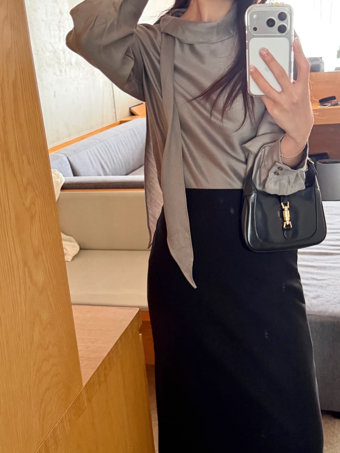 리본 여성 셔츠 디자인 센스 작은 대중 빛 요리 한 행침 목 부서 목 흔들다 칼라 프랑스식 품격 고급 센스 루즈핏 맨위 상세 이미지 9