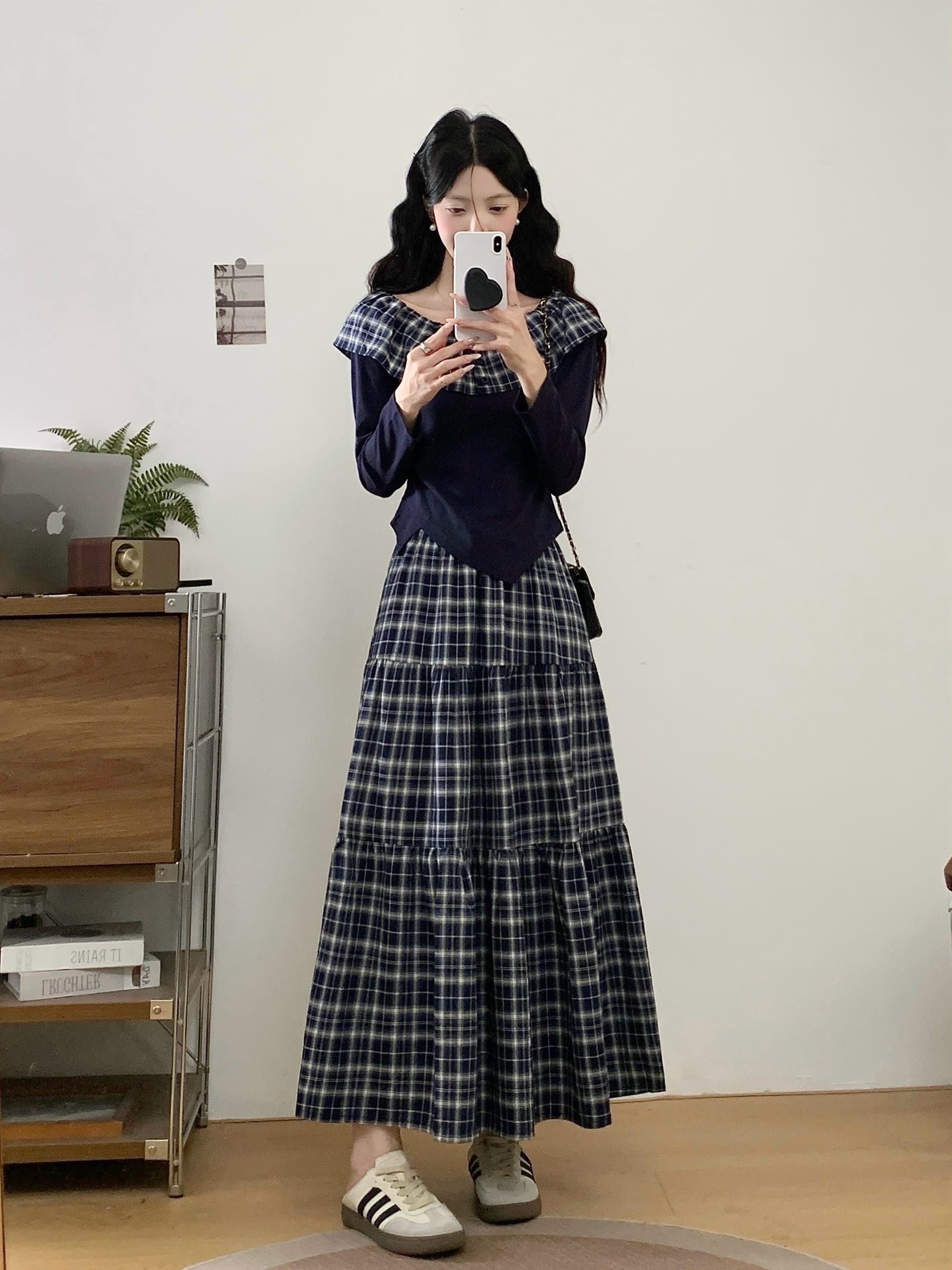 빅 사이즈 여성 의류 2026 가을 패션 오프숄더 체크무늬 패치워크 라운드 넥 맨위 허리밴드 반신 스커트 두 조각 여성 세트 상세 이미지 2