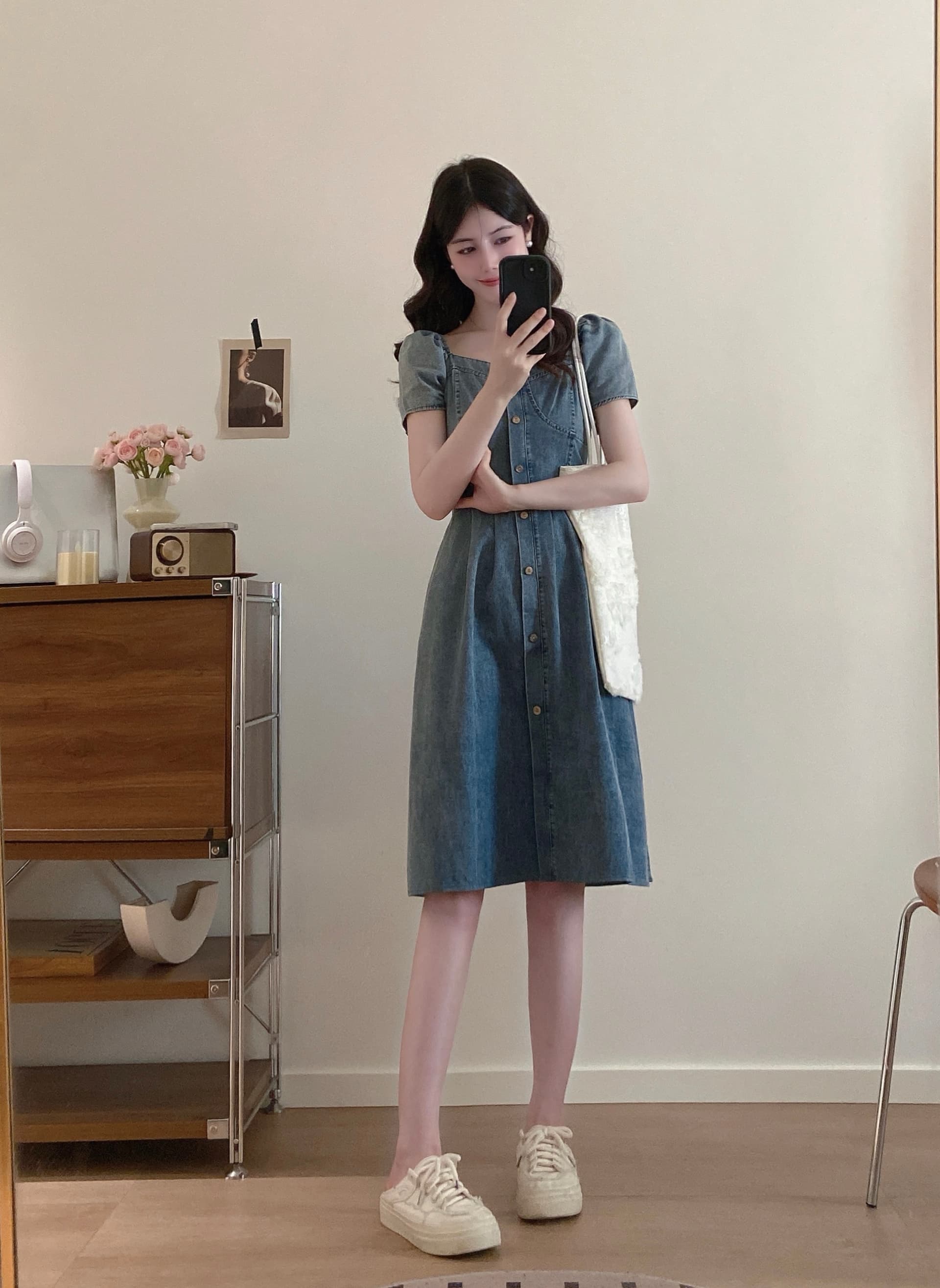 빅 사이즈 여성 의류 새로운 부드러운 한 부서 바람 광장 칼라 데님 거품 소매 싱글 줄 버튼 허리 수축 슬림해 보이는 품격 드레스 상세 이미지 13