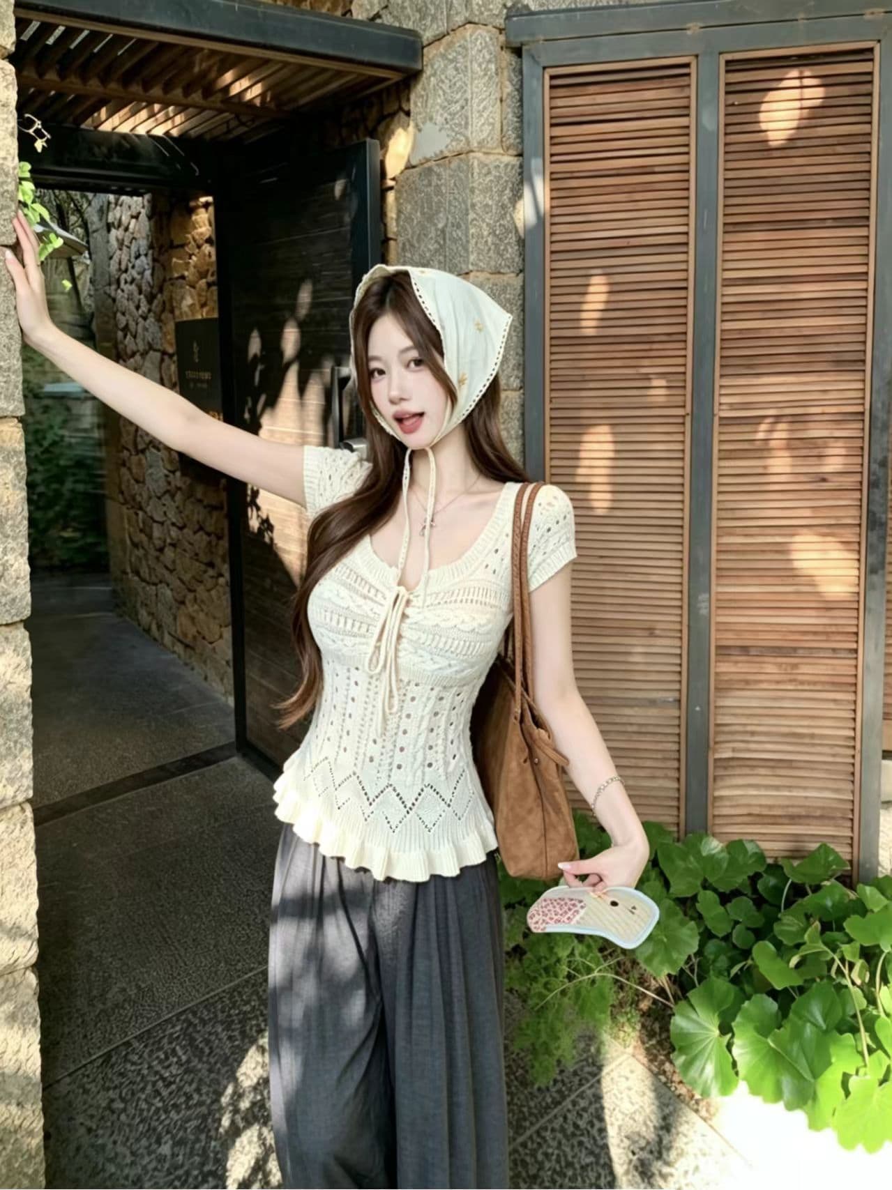 화이트 V넥 홀로우 아웃 레이스업 반팔 니트 티셔츠 여성 여름 순수한 욕망 바람 몸매 가꾸기 허리 수축 쇼트 스타일 프릴 맨위 상세 이미지 4