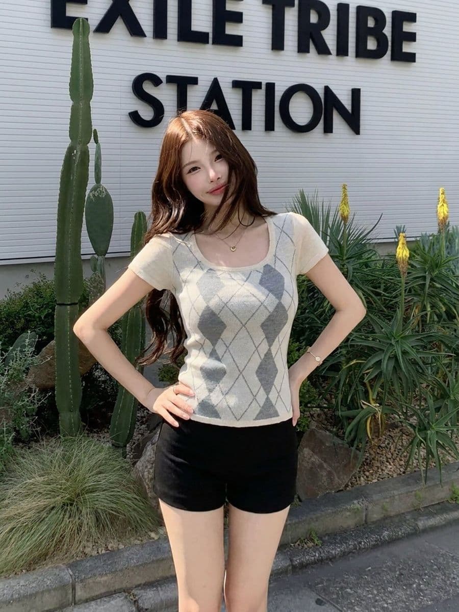 학원 스타일 레트로 링 그리드 니트 반팔 티셔츠 여성 순수한 욕망 홀로우 아웃 몸매 가꾸기 슬림해 보이는 맨위 상세 이미지 3