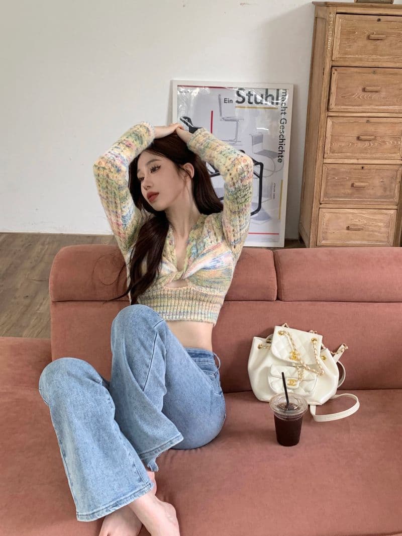 모네 정원 디자인 센스 비틀림 홀로우 아웃 니트 스웨터 V넥 쇼트 스타일 하이웨이스트 긴팔 달콤한 핫걸 맨위 상세 이미지 11