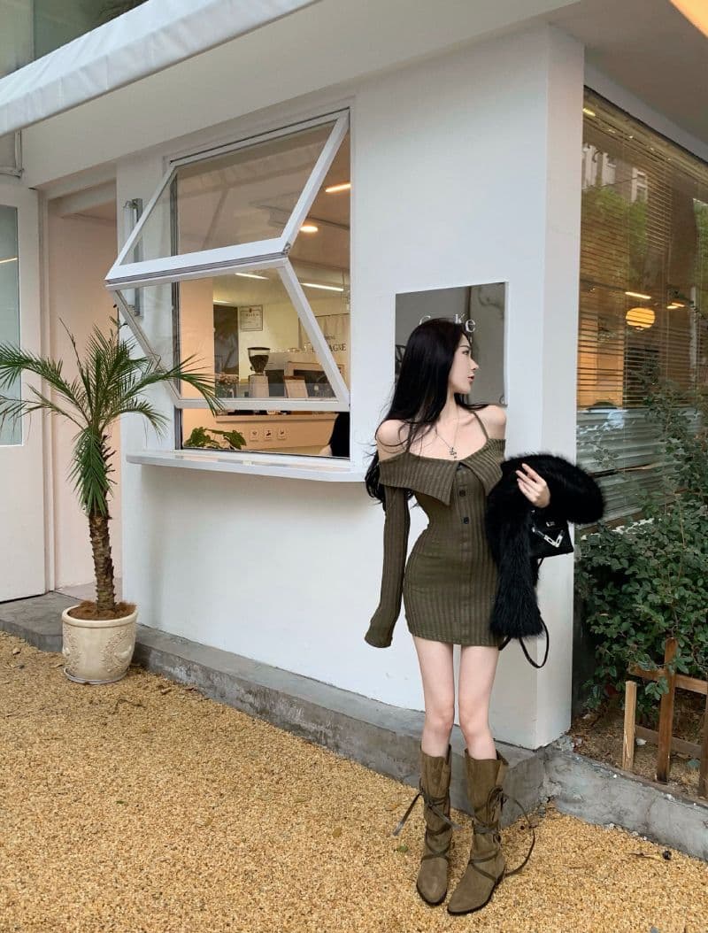 여름 새로운 스트랩 오프숄더 순수한 욕망 니트 드레스 핫걸 섹시함 긴팔 폴로 칼라 타이트 스커트 치마 상세 이미지 11