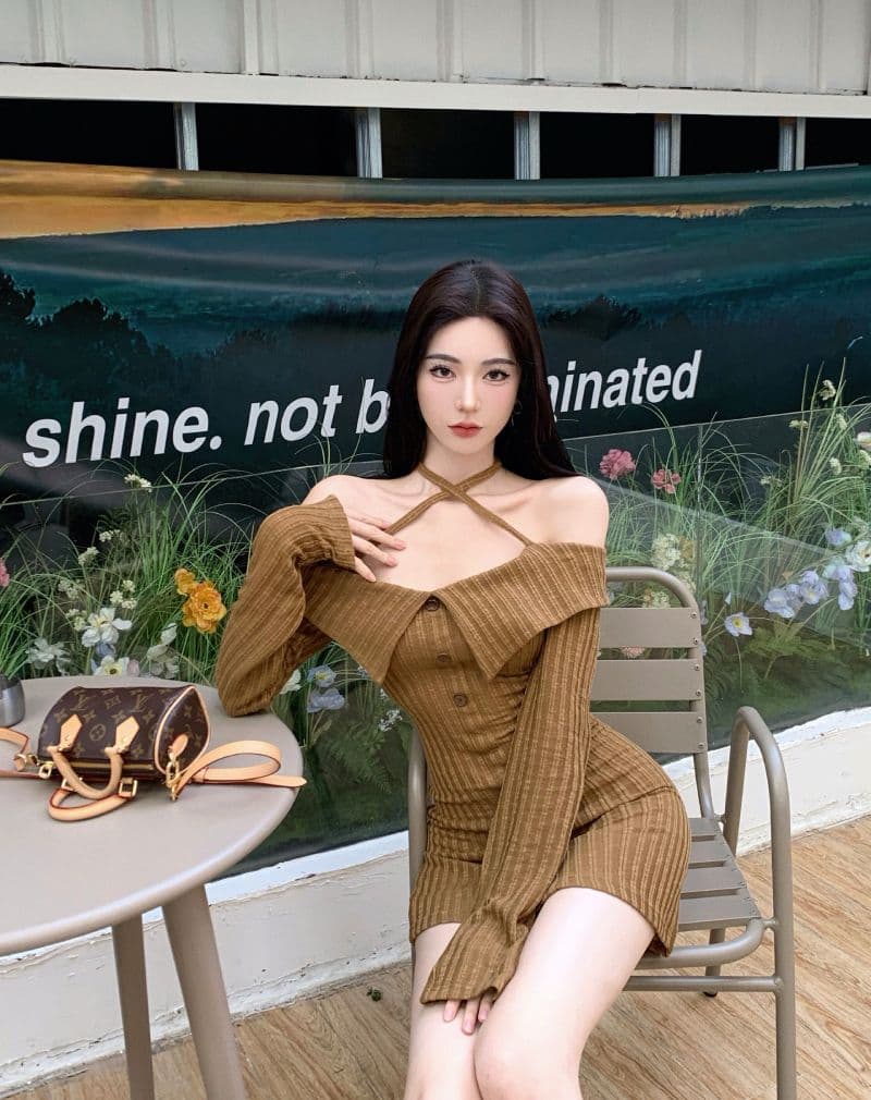 여름 새로운 스트랩 오프숄더 순수한 욕망 니트 드레스 핫걸 섹시함 긴팔 폴로 칼라 타이트 스커트 치마 상세 이미지 15