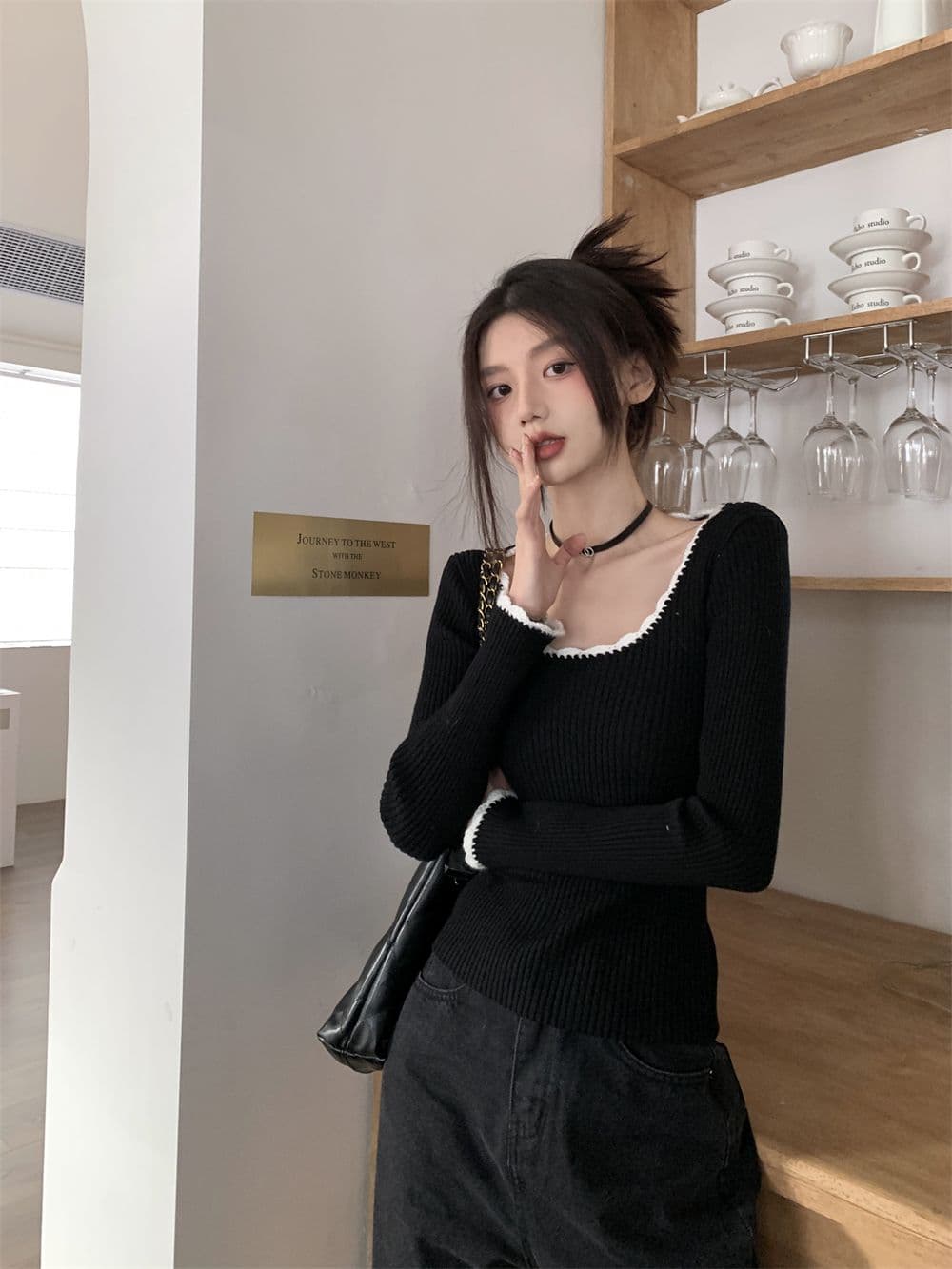 프랑스식 작은 샤넬 스타일 라운드 넥 레트로 품격 배색 몸매 가꾸기 만나는 맨위 쇼트 스타일 인사이드 가져 가라. 니트 상세 이미지 4