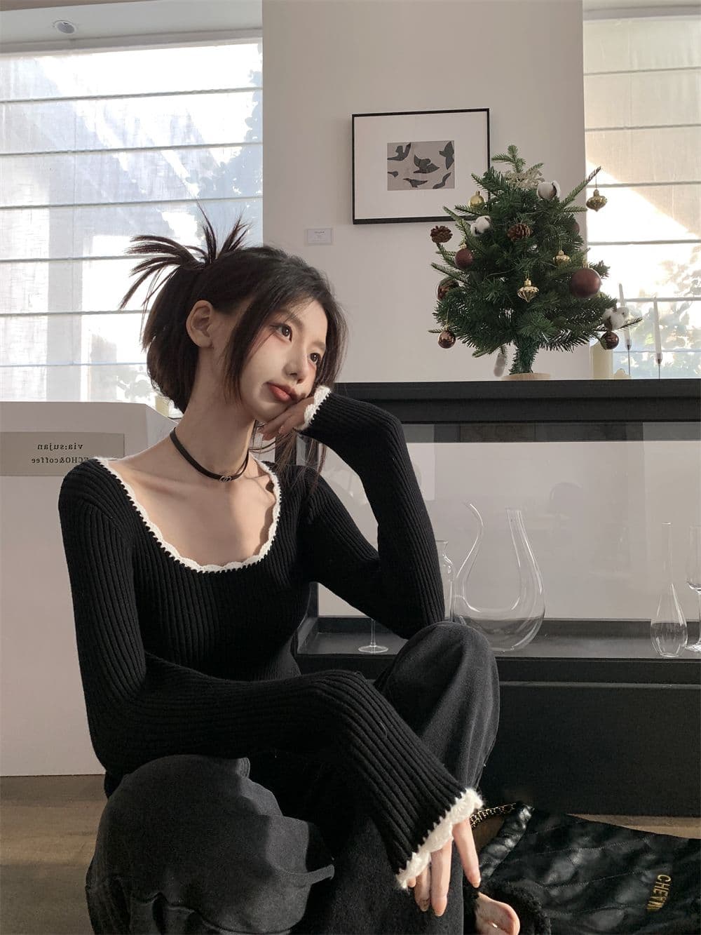 프랑스식 작은 샤넬 스타일 라운드 넥 레트로 품격 배색 몸매 가꾸기 만나는 맨위 쇼트 스타일 인사이드 가져 가라. 니트 상세 이미지 17