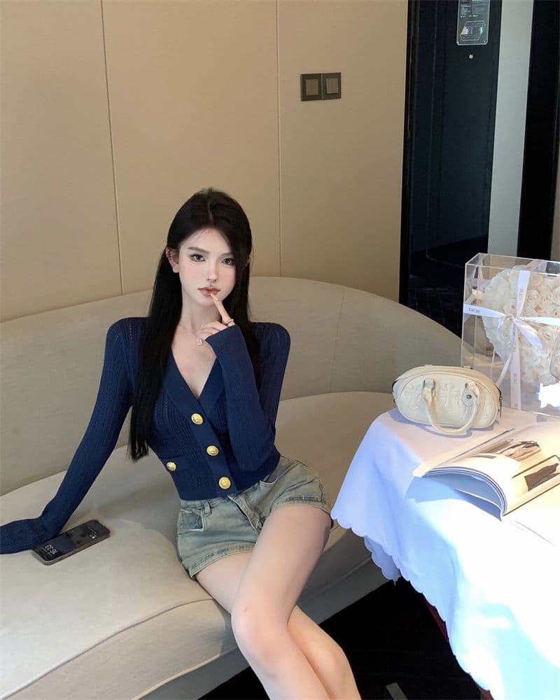 파란색 긴팔 V넥 니트 스웨터 여성 가을 빛 요리 한 프랑스식 품격 몸매 가꾸기 쇼트 스타일 오픈 가디건 맨위 상세 이미지 11