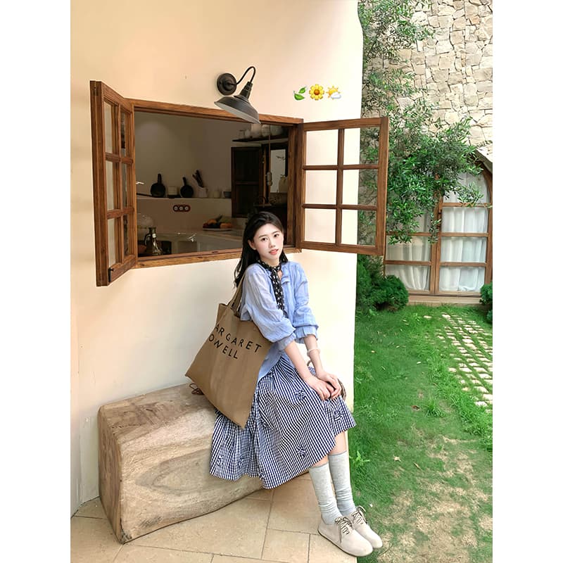 iszizii 3 차원 꽃 miu 부서 블루 화이트 체크무늬 중간 스커트 여성 여름 표지 넓적 다리 다용도 한 마디 반신 미니 스커트 이미지 4