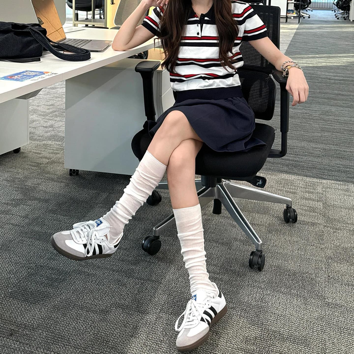 자이언트 잘 생긴 ~ 중 짧은 반 스커트 여성 빅 사이즈 해군 표지 배 치마 꽃밭 한 마디 반신 스커트 여름 상세 이미지 2