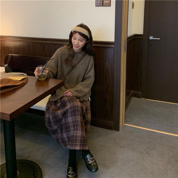 봄 가을 겨울 2026 새로운 일본식 풀오버 여성 셔츠 체크무늬 반신 스커트 상세 이미지 3