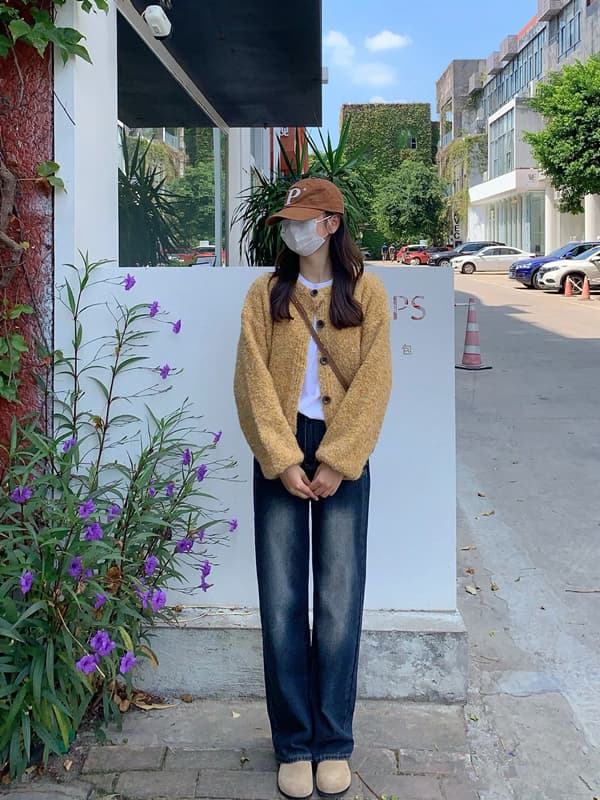 부드러운 찹쌀 플리스 플러시 서클 실 맨위 라운드 넥 쇼트 스타일 스웨터 여자 단색 미니멀리즘 착용 가져 가라. 두꺼운 보온 오픈 가디건 상세 이미지 3