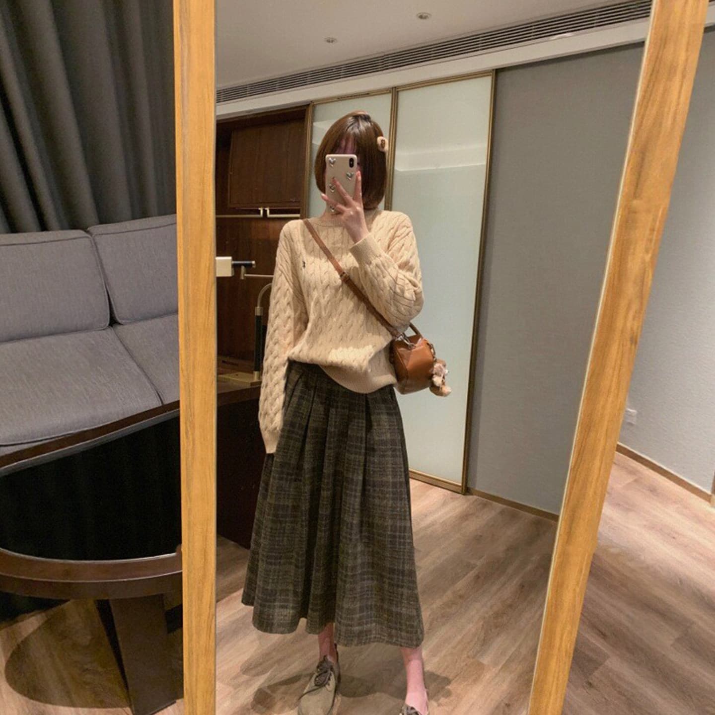 레트로 모직 한 마디 체크무늬 반신 스커트 여성 가을 겨울 새로운 슬림해 보이는 브라운 롱 스커트 배 모양 버클리 치마 이미지 5