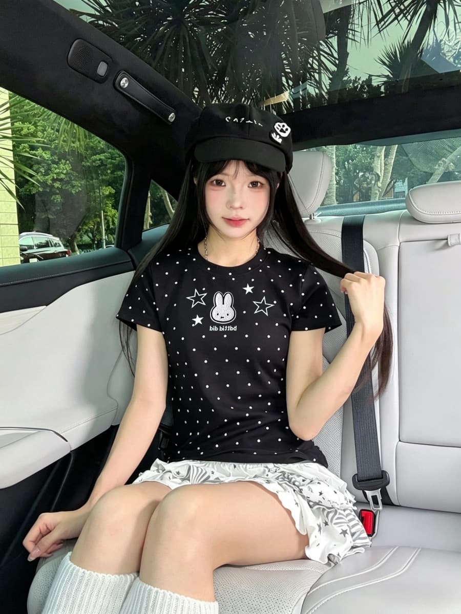 도트 무늬 토끼 프린트 반팔 티셔츠 여성 여름 핫걸 몸매 가꾸기 긍정적 인 어깨 의류 이미지 2