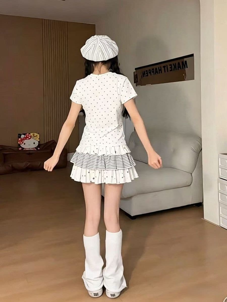 도트 무늬 토끼 프린트 반팔 티셔츠 여성 여름 핫걸 몸매 가꾸기 긍정적 인 어깨 의류 상세 이미지 1