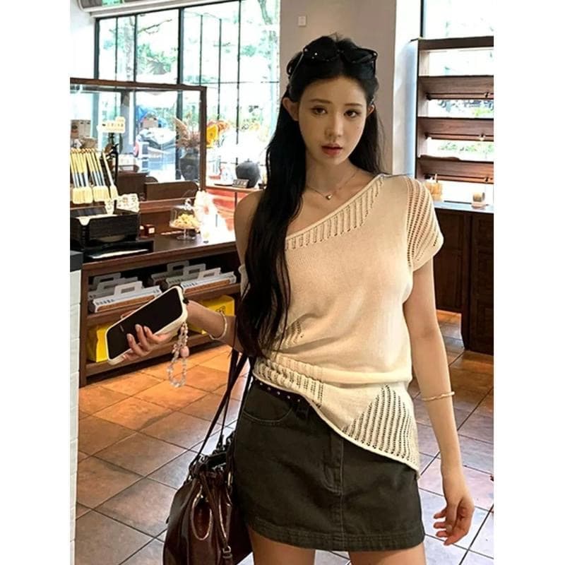 모방 아마 얇은 스타일 슈퍼 잘 생긴 니트 스웨터 여성 여름 품격 슬림해 보이는 반팔 한 부서 비스듬한 어깨 의류 트렌디