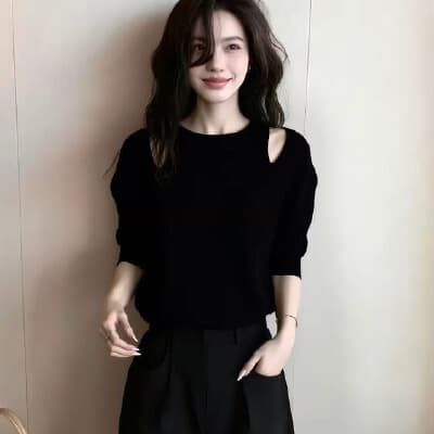빅 사이즈 검정색 라운드 넥 홀로우 아웃 반팔 여름 얇은 스타일 니트 스웨터 티셔츠 여성 루즈핏 디자인 센스 출퇴근 바람 맨위 상세 이미지 1