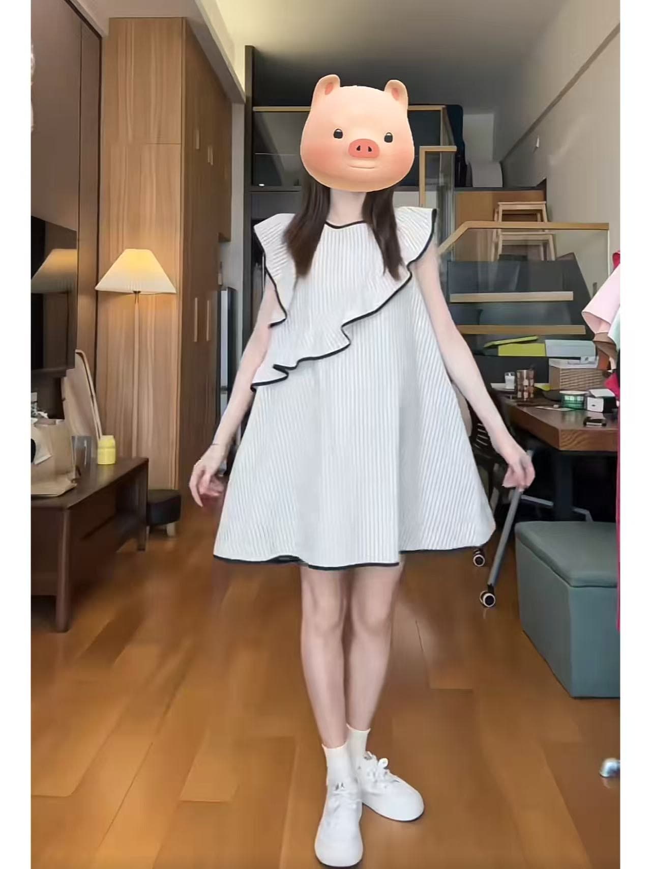 스트라이프 작은 날다 소매 드레스 한 부서 프릴 불규칙 민소매 인형 치마