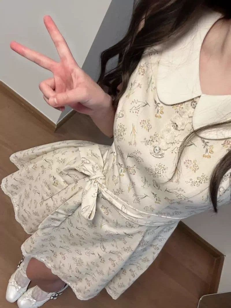 프랑스식 베이비 칼라 민소매 꽃무늬 여성 드레스 여름 새로운 달콤함 품격 나비 매듭 허리 수축 슬림해 보이는 미니 스커트 이미지 3