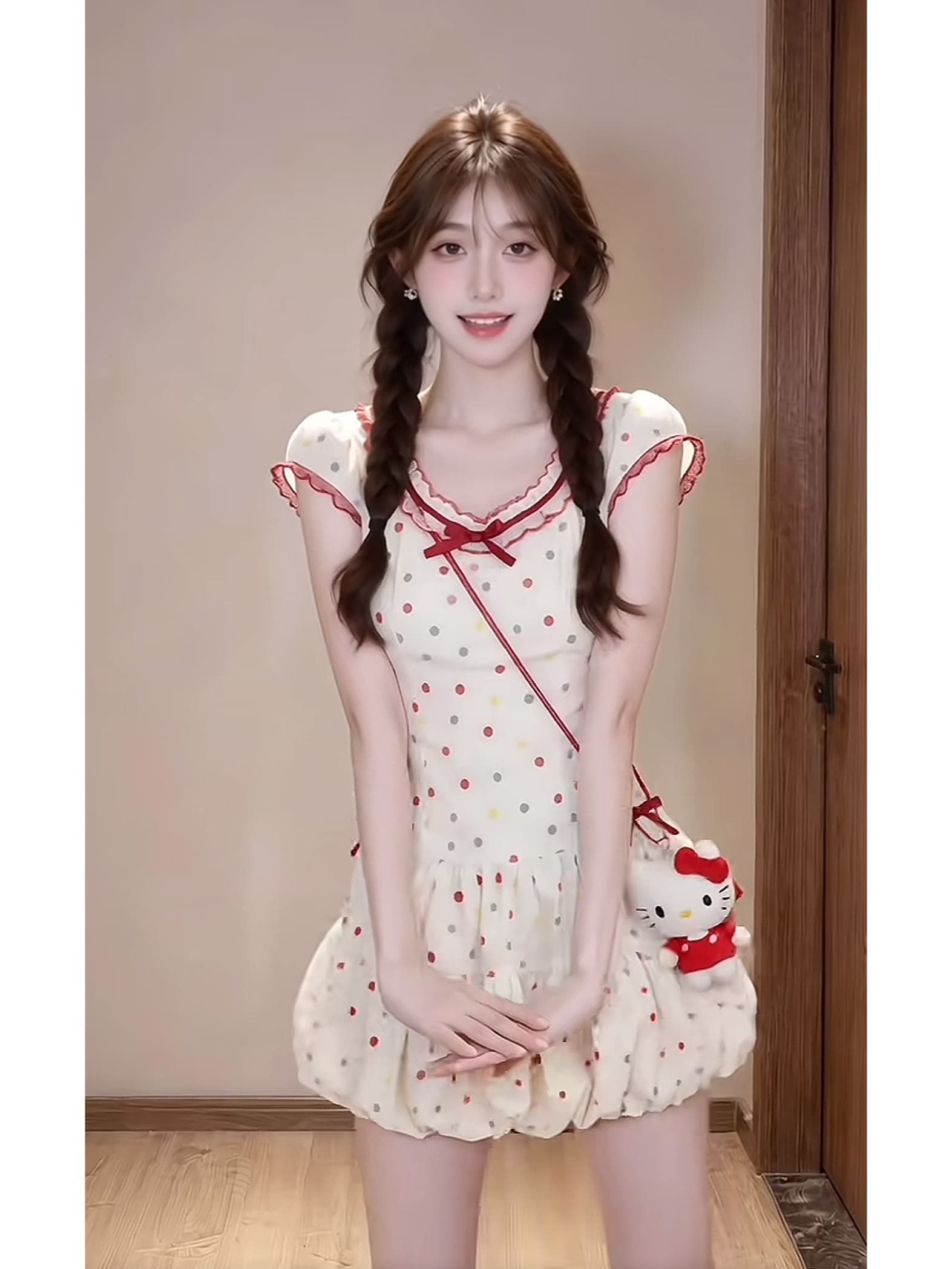달콤함 귀여운 꽃무늬 도트 무늬 꽃밭 작은 날다 소매 드레스 슬림해 보이는 작은 키 미니 스커트 상세 이미지 1