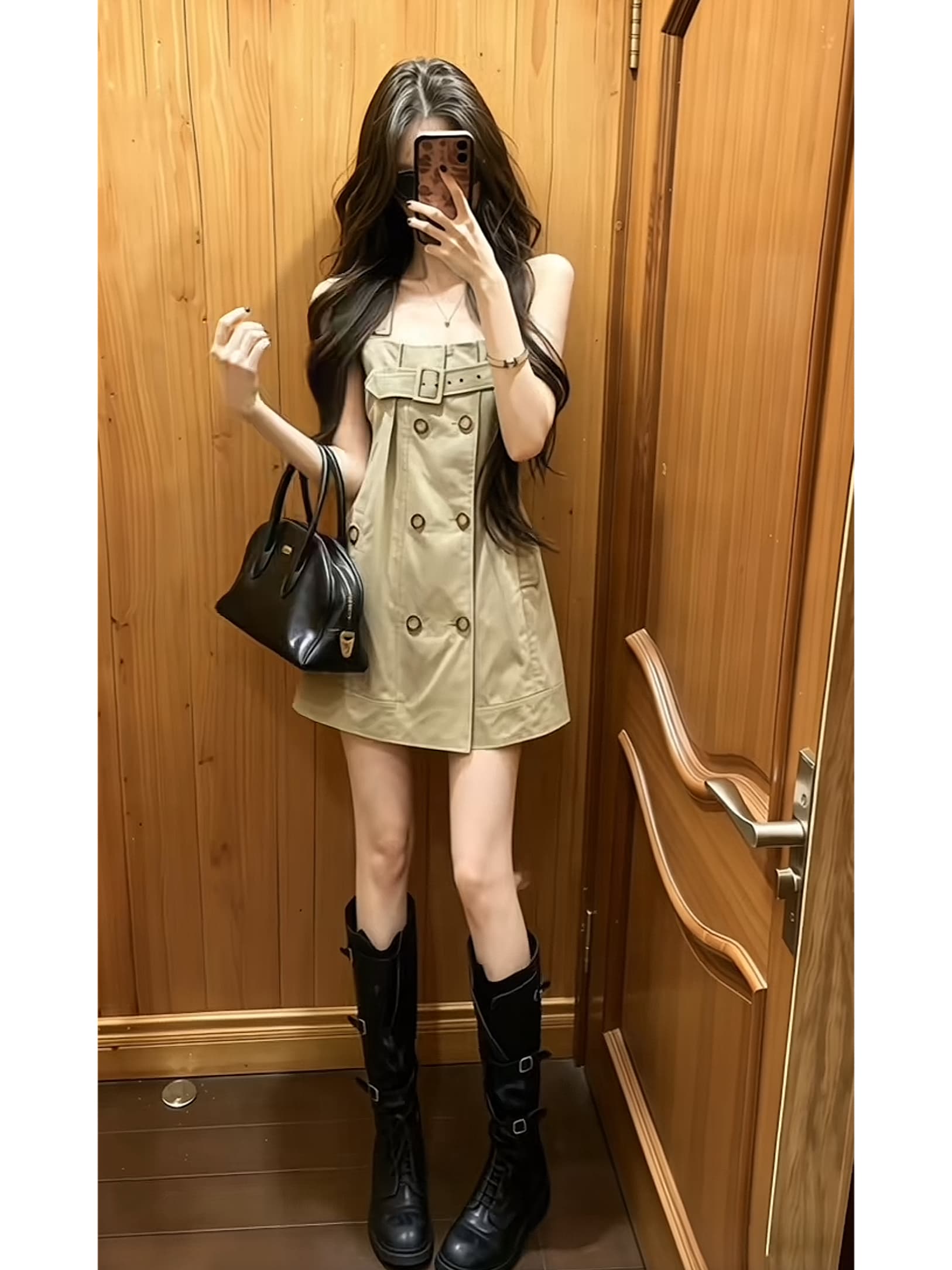 여름 새로운 프랑스식 워크웨어 바람 이중 버튼 슬립 드레스 여름 허리 수축 슬림해 보이는 디자인 센스 휴가 바람 미니 스커트 상세 이미지 2