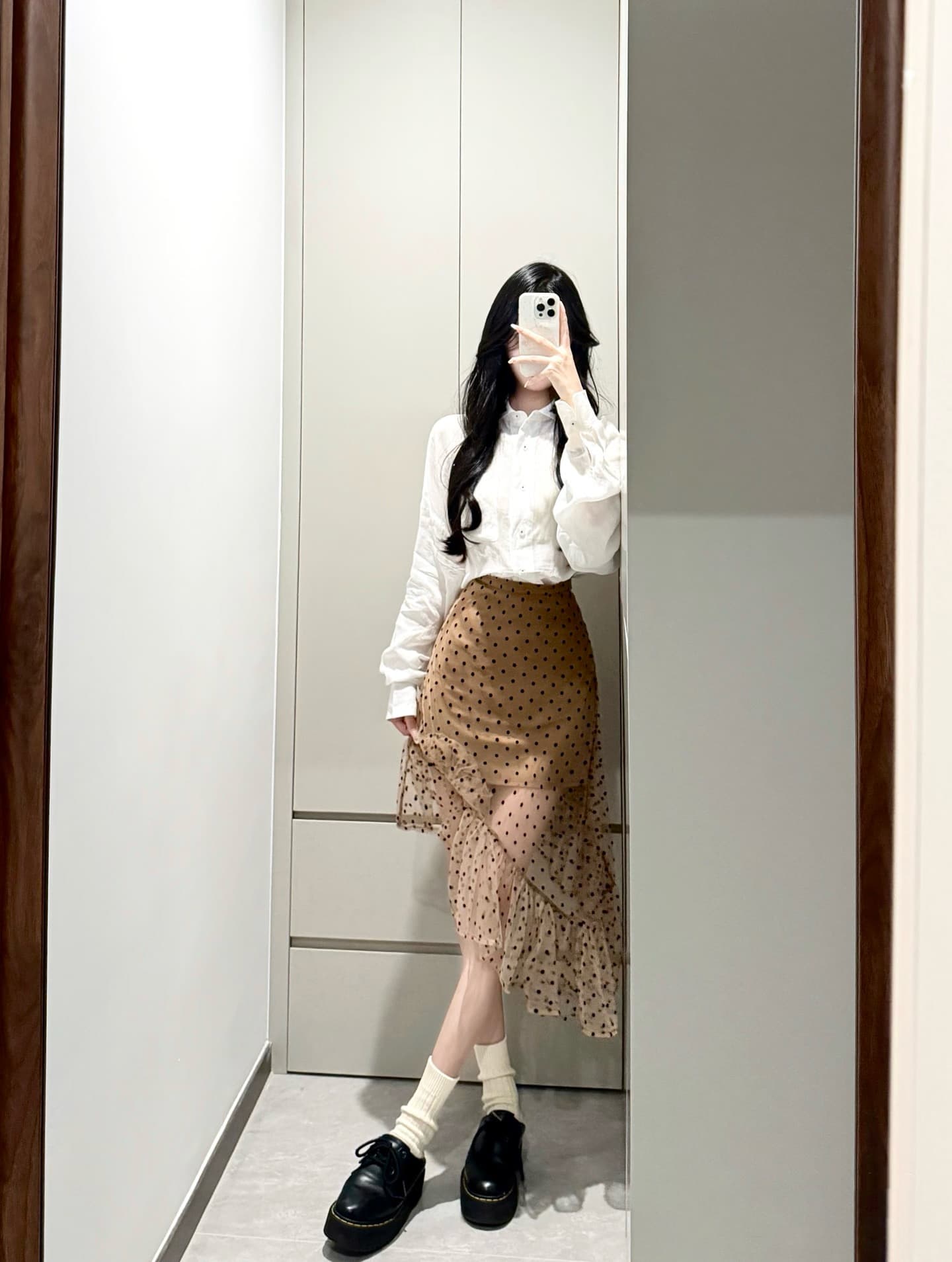 카키 색 도트 무늬 망사 반신 스커트 한 부서 레트로 세련된 외국 가스 불규칙 프릴 케이크 드레스 상세 이미지 3